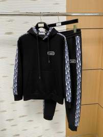 Picture of Dior Sweater Suits _SKUDiorM-3XLkdtr22838496